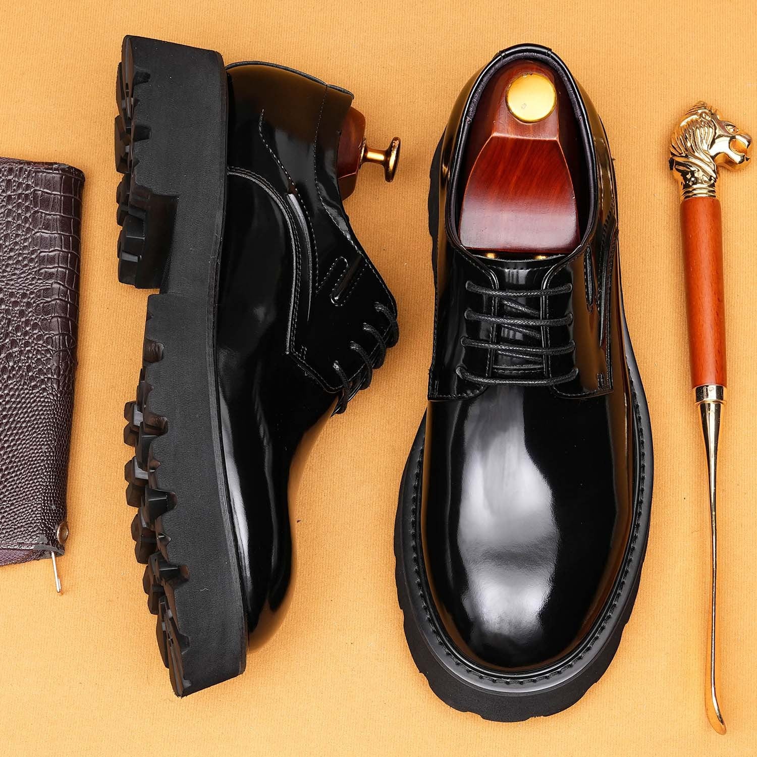 British Style 2026 New Model, Business Casual Genuine Leather, High-End Glossy Finish.